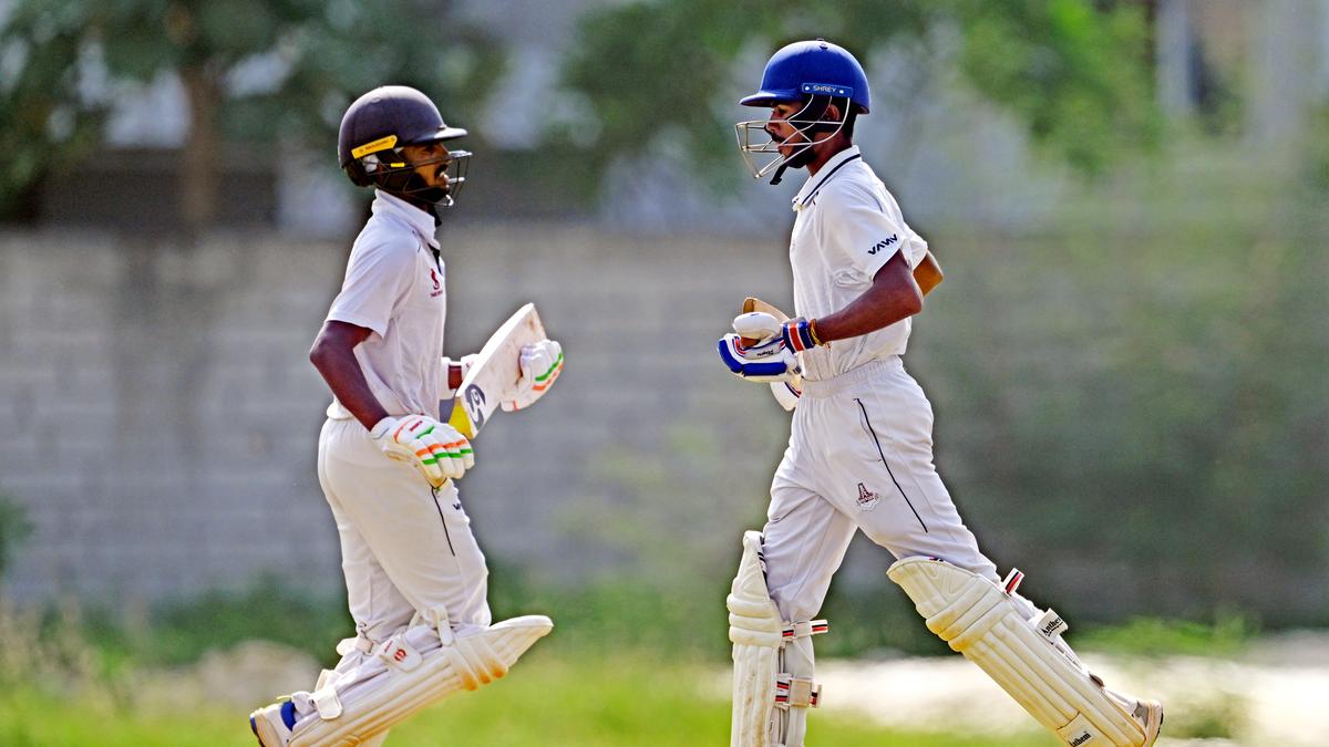 Buchi Babu 2025: Vimal, Radhakrishnan help TNCA President’s XI push Hyderabad onto backfoot